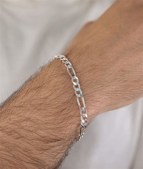 Pulseras finas para hombre 